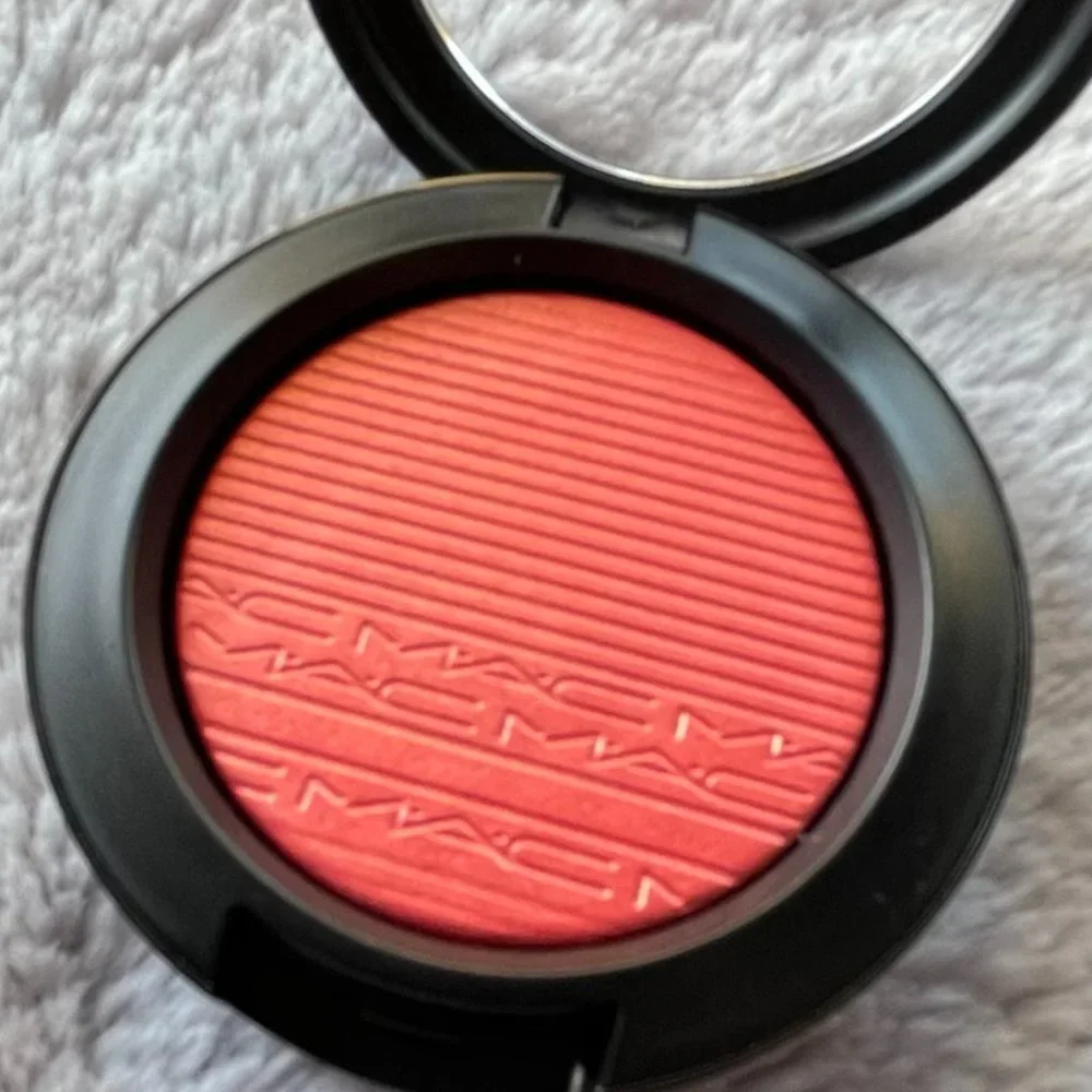 MAC Cosmetics Extra Dimension Blush
